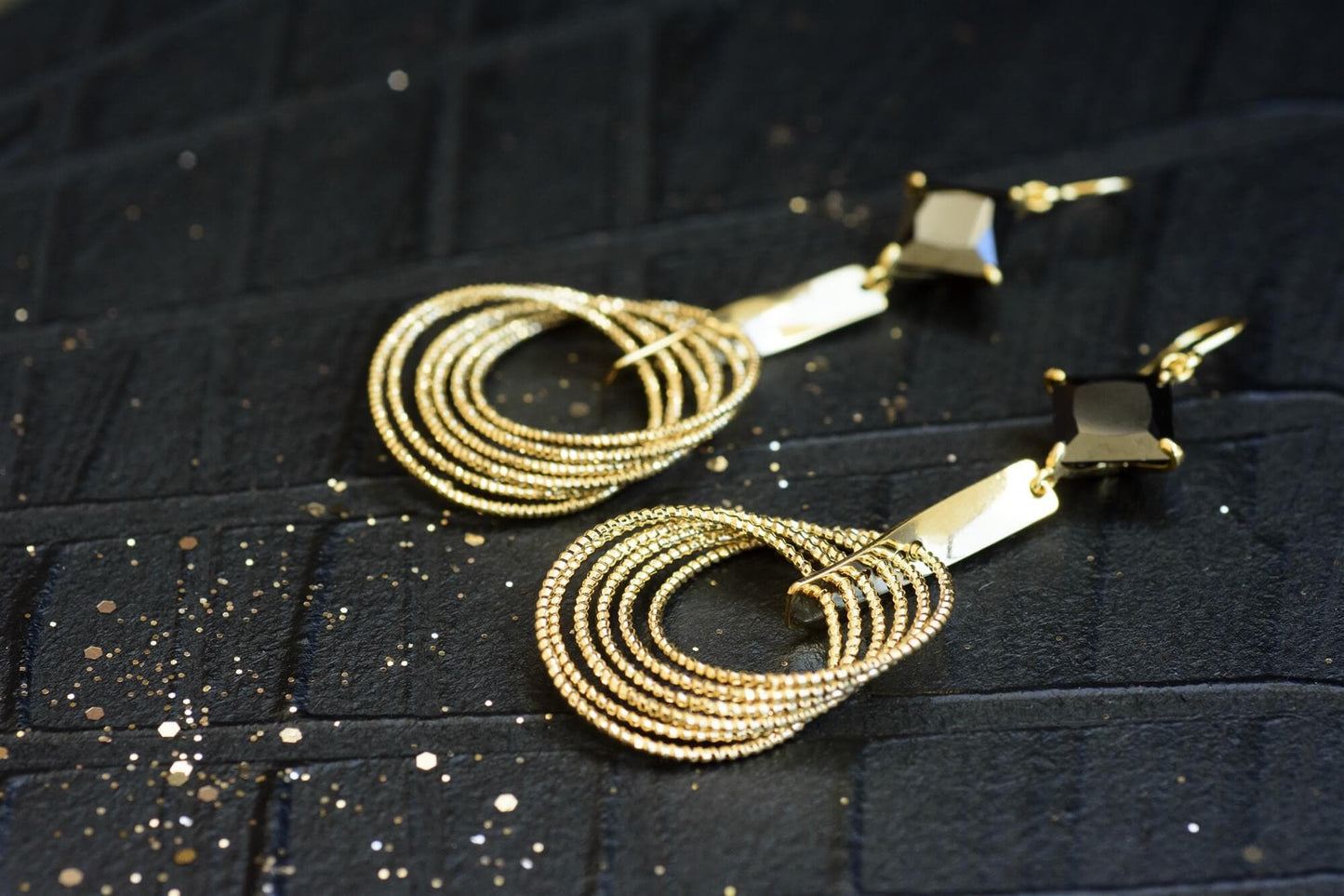 עגילים בשילוב אבן שחורה לונה Princess K Jewelry