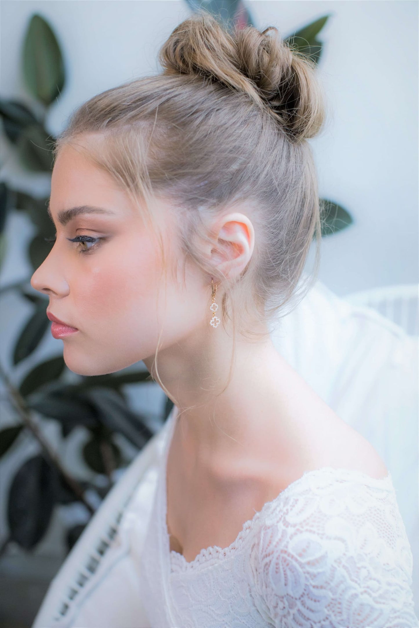 עגילי תלתן זהב סופיה Princess K Jewelry
