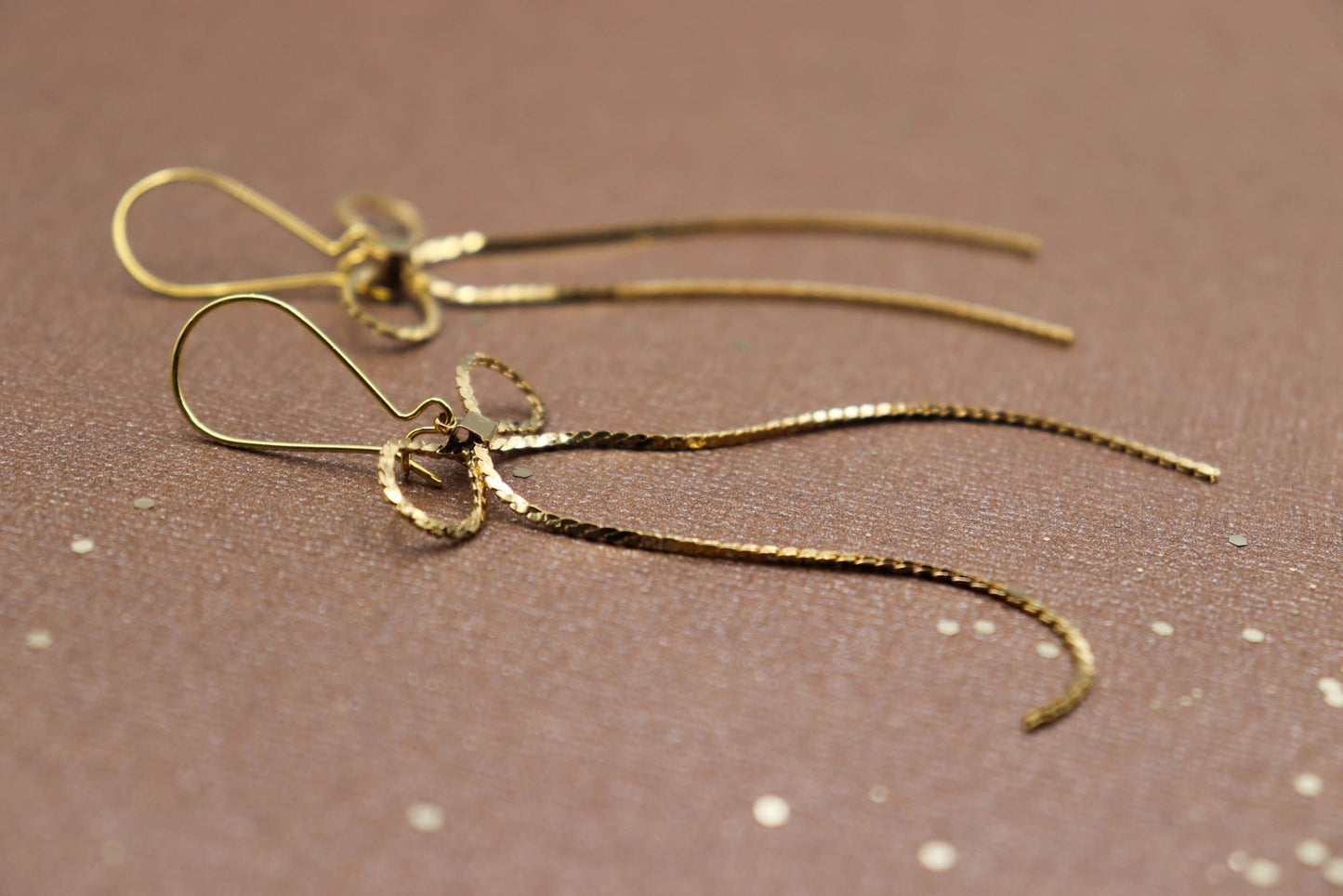 עגילי פפיון זהב סקרלט Princess K Jewelry