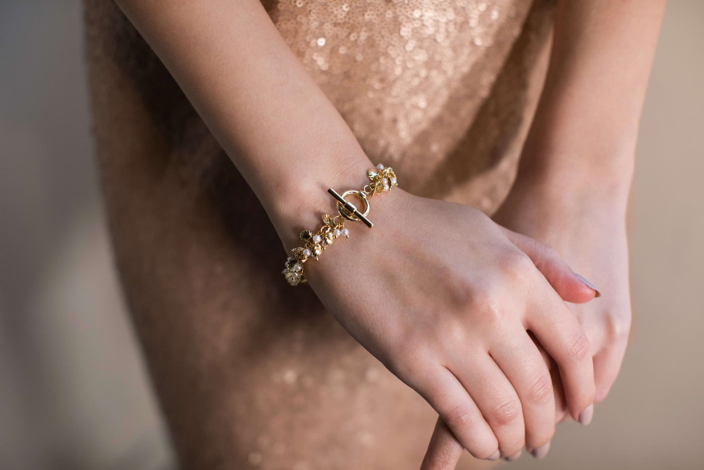 צמיד צדפים זהב מרינה Princess K Jewelry