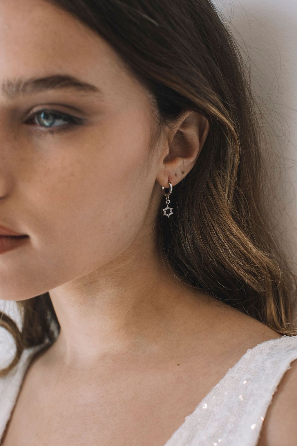 עגילי חישוק עם תליון מגן דוד כסף פטריוט Princess K Jewelry