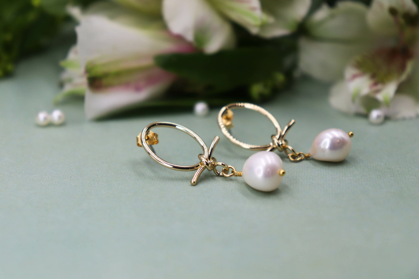 עגילי פנינה זהב אלכסנדרה Princess K Jewelry