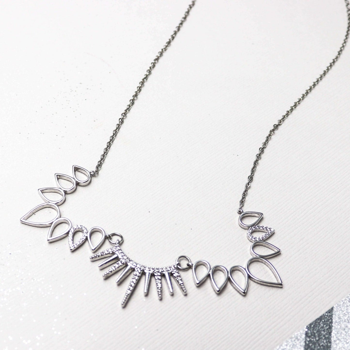שרשרת עלים אורורה כסף Princess K Jewelry