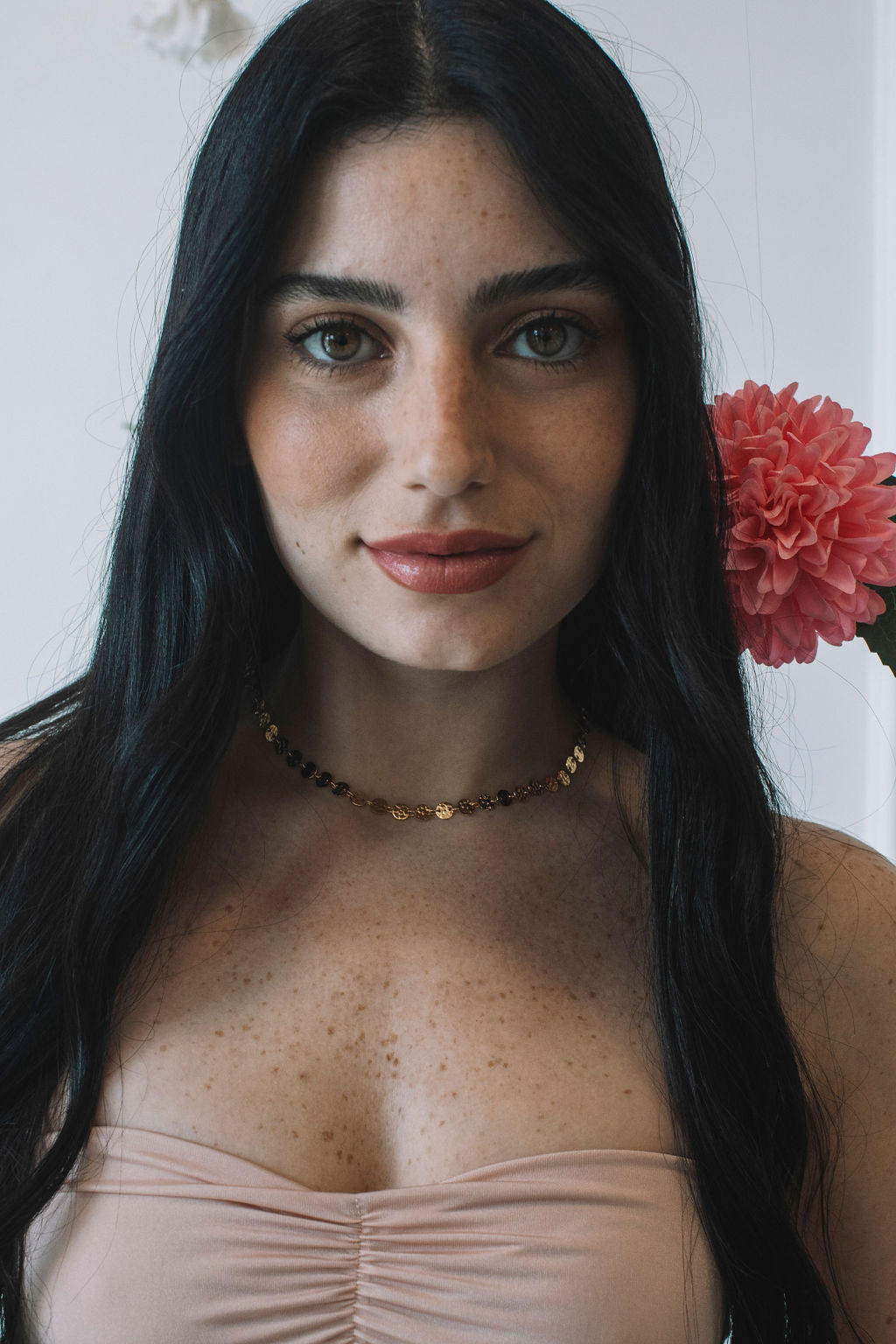 שרשרת צ'וקר זהב סיקווין Princess K Jewelry