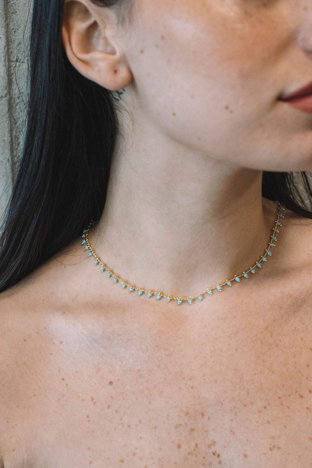 שרשרת צ'וקר חרוזים טורקיז אזמרלדה Princess K Jewelry