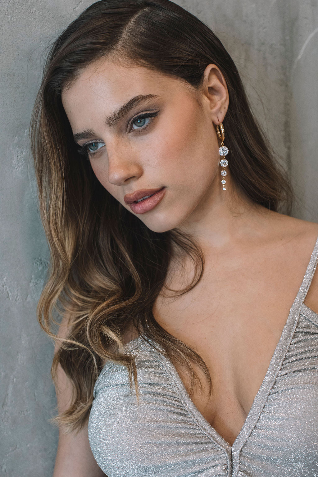 עגילי חישוק בשילוב זירקונים פול גלאם Princess K Jewelry