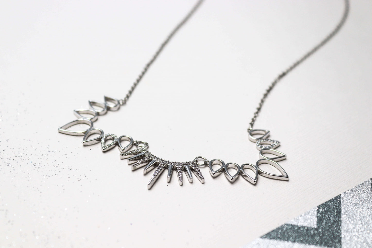 שרשרת עלים אורורה כסף Princess K Jewelry