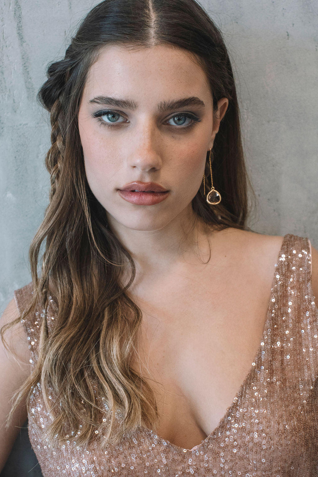 עגילי טיפה זהב בריטני Princess K Jewelry