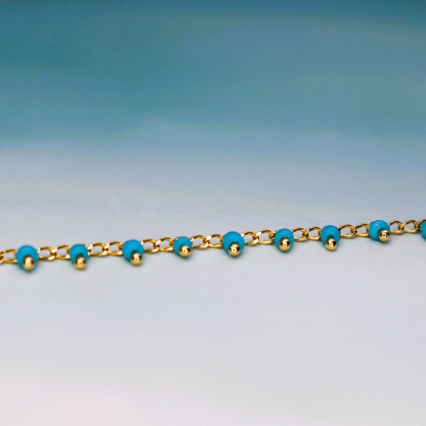 שרשרת צ'וקר חרוזים טורקיז אזמרלדה Princess K Jewelry