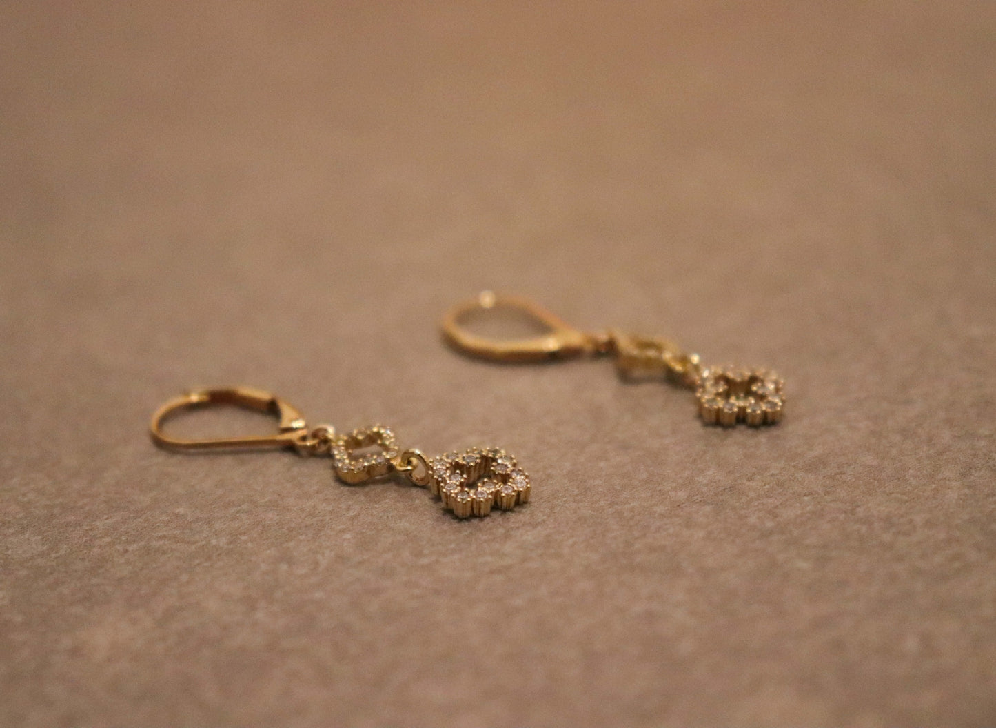 עגילי תלתן זהב סופיה Princess K Jewelry
