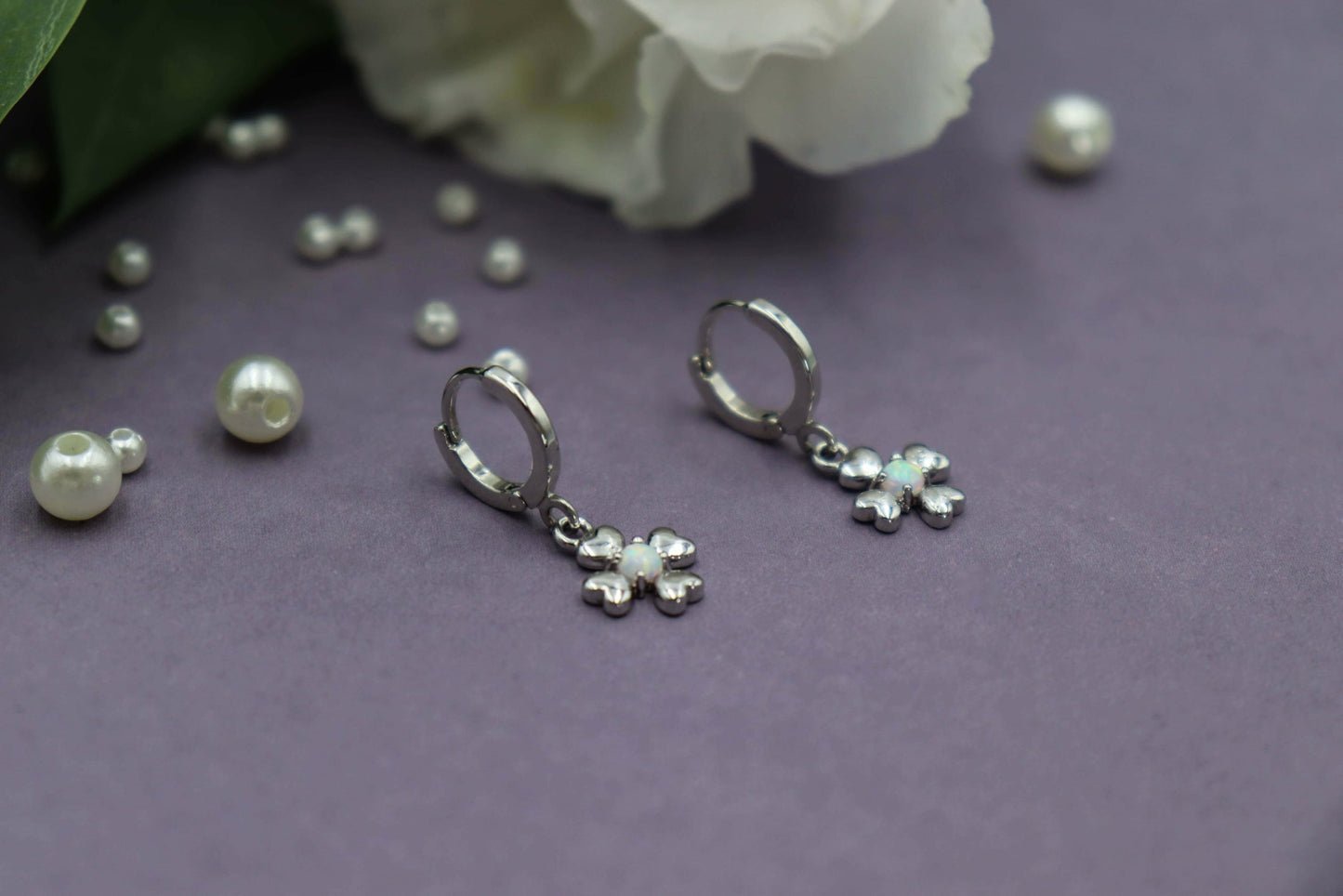 עגילי חישוק בשילוב תליון איבון Princess K Jewelry