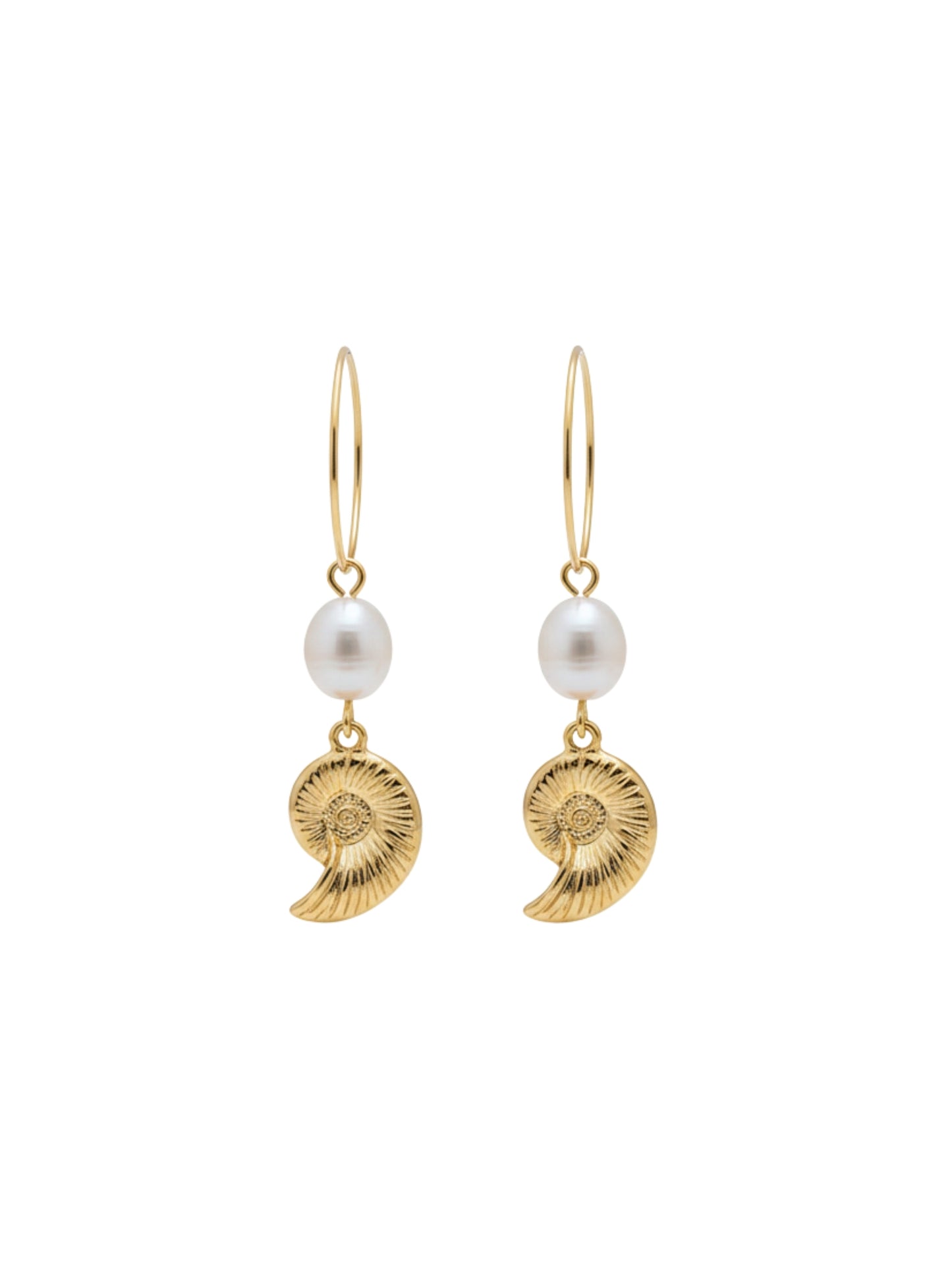 עגילי חישוק זהב בשילוב תליון פנינה מורגנה