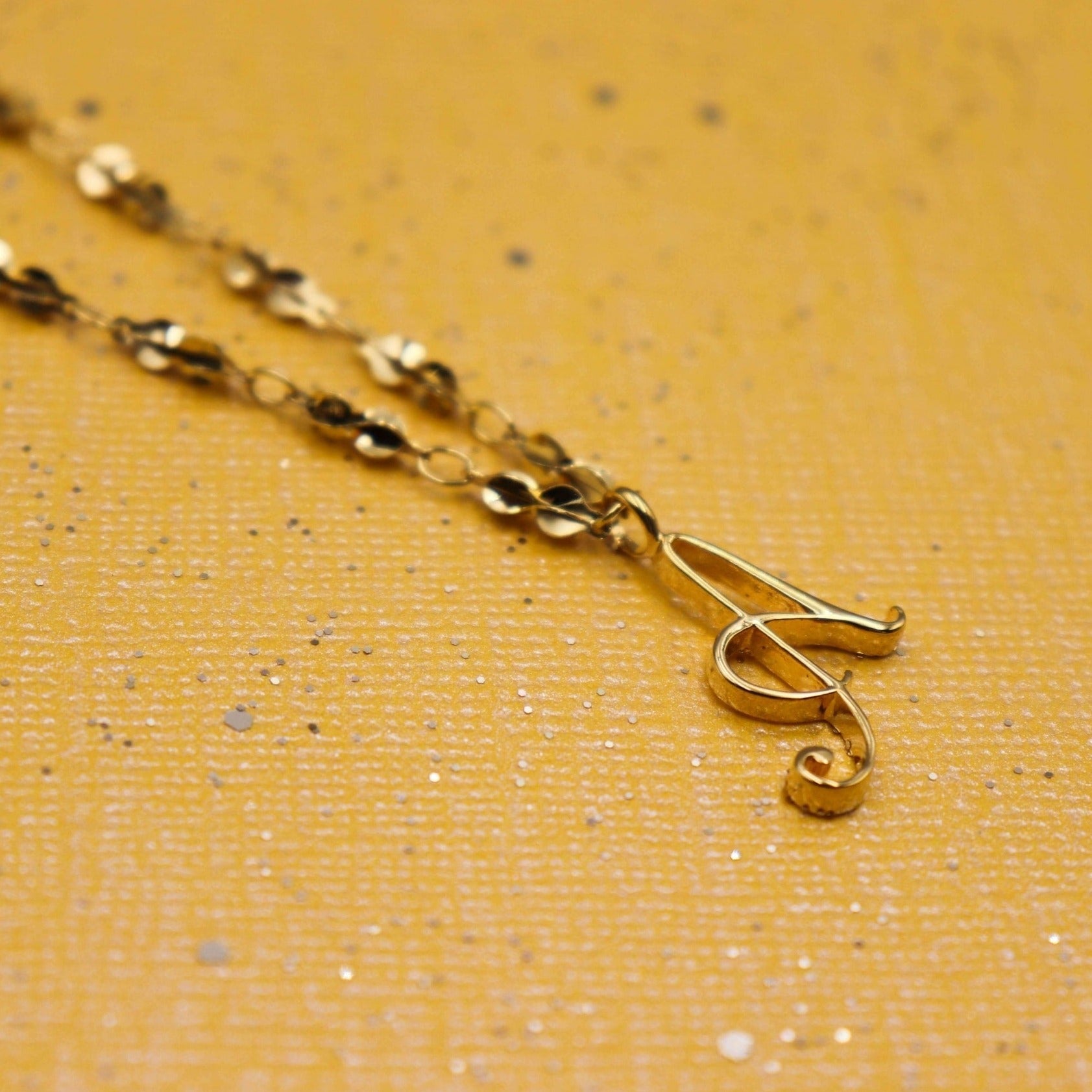 שרשרת אות פרינסס K Princess K Jewelry