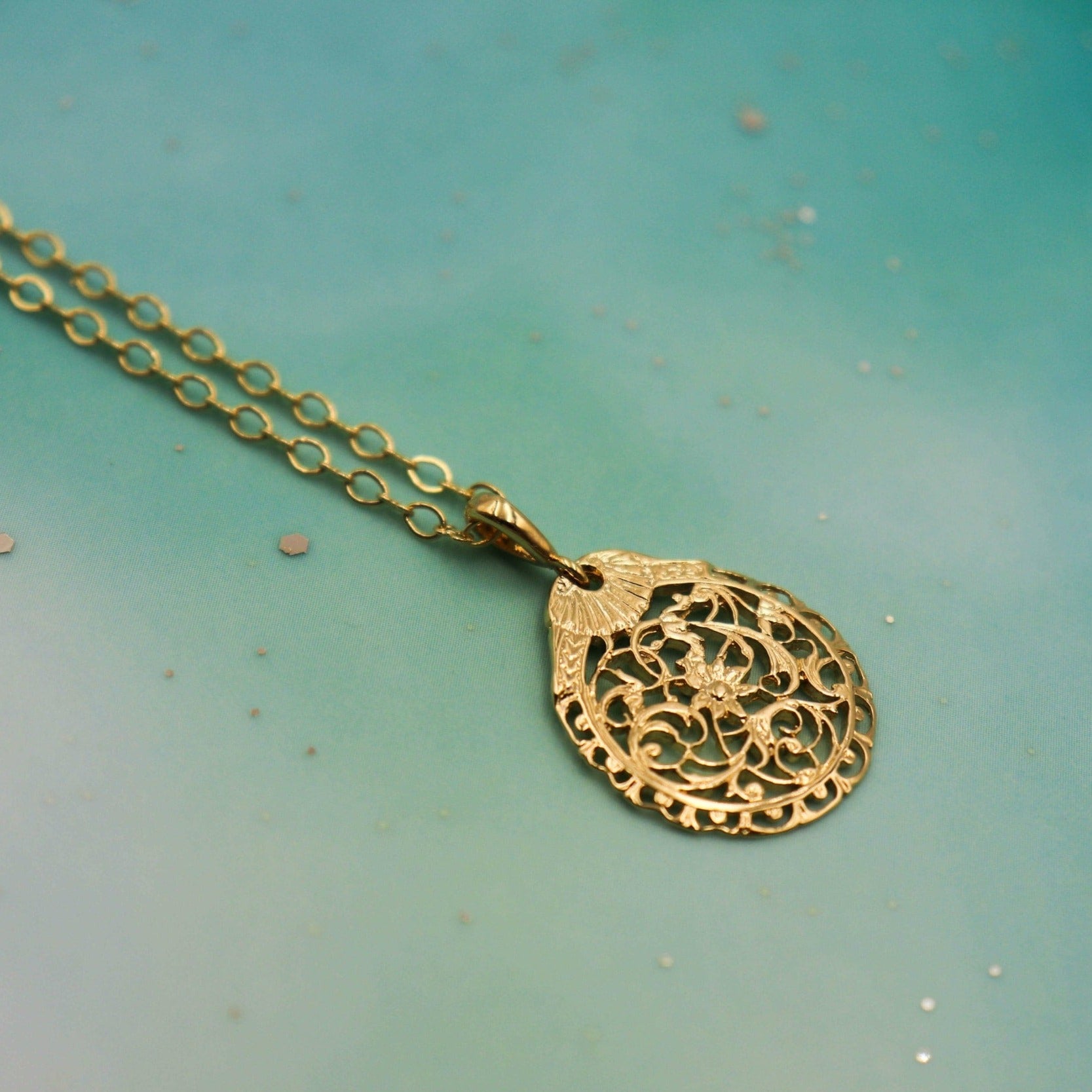 שרשרת צדף זהב ונסה Princess K Jewelry