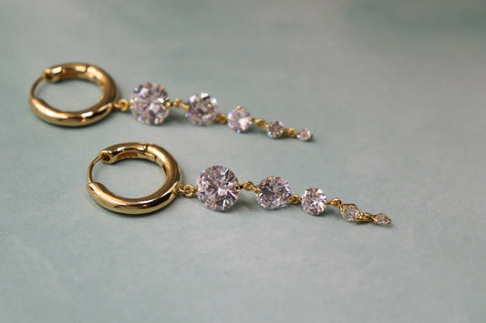 עגילי חישוק בשילוב זירקונים פול גלאם Princess K Jewelry
