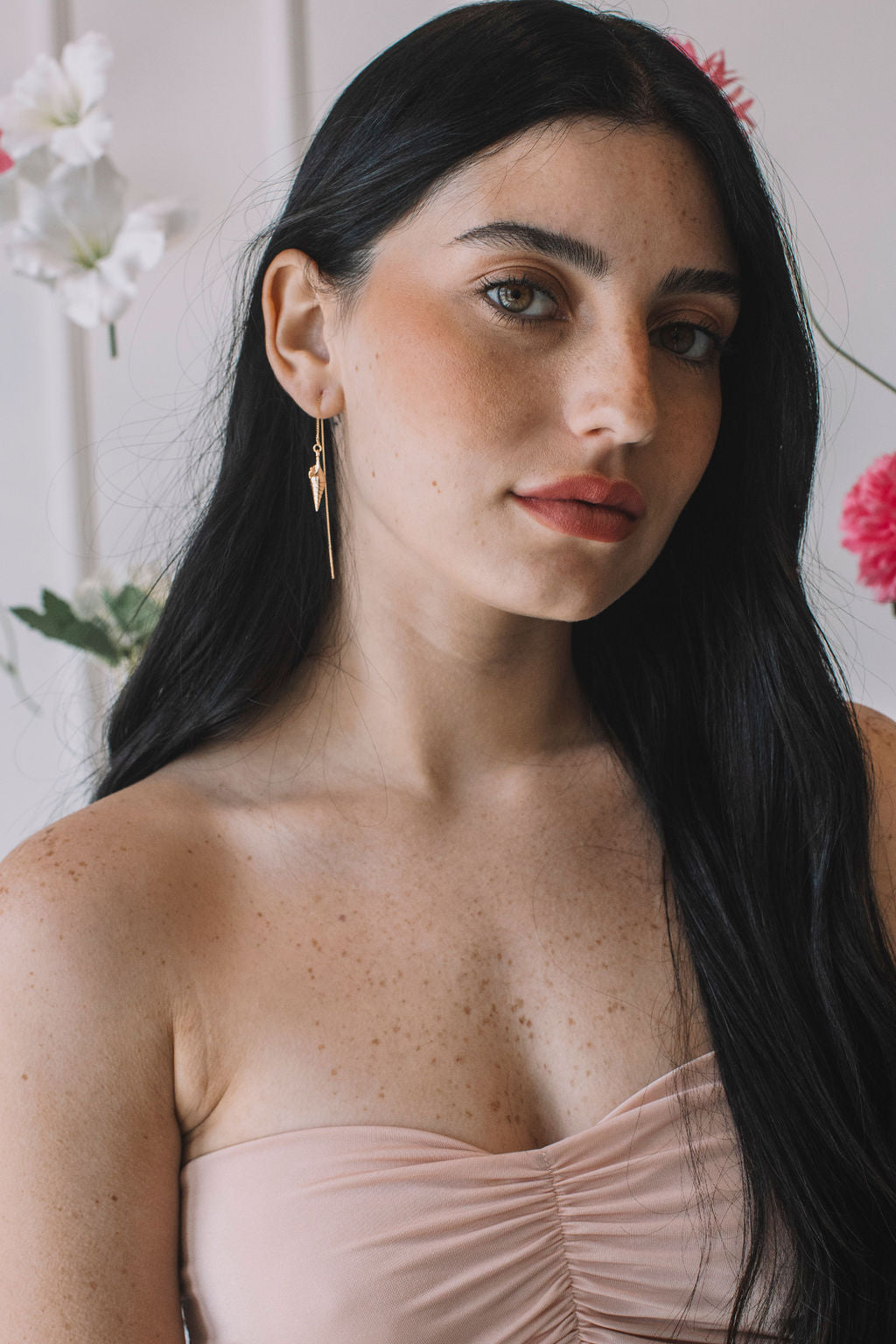עגילי צדף זהב קורדליה Princess K Jewelry