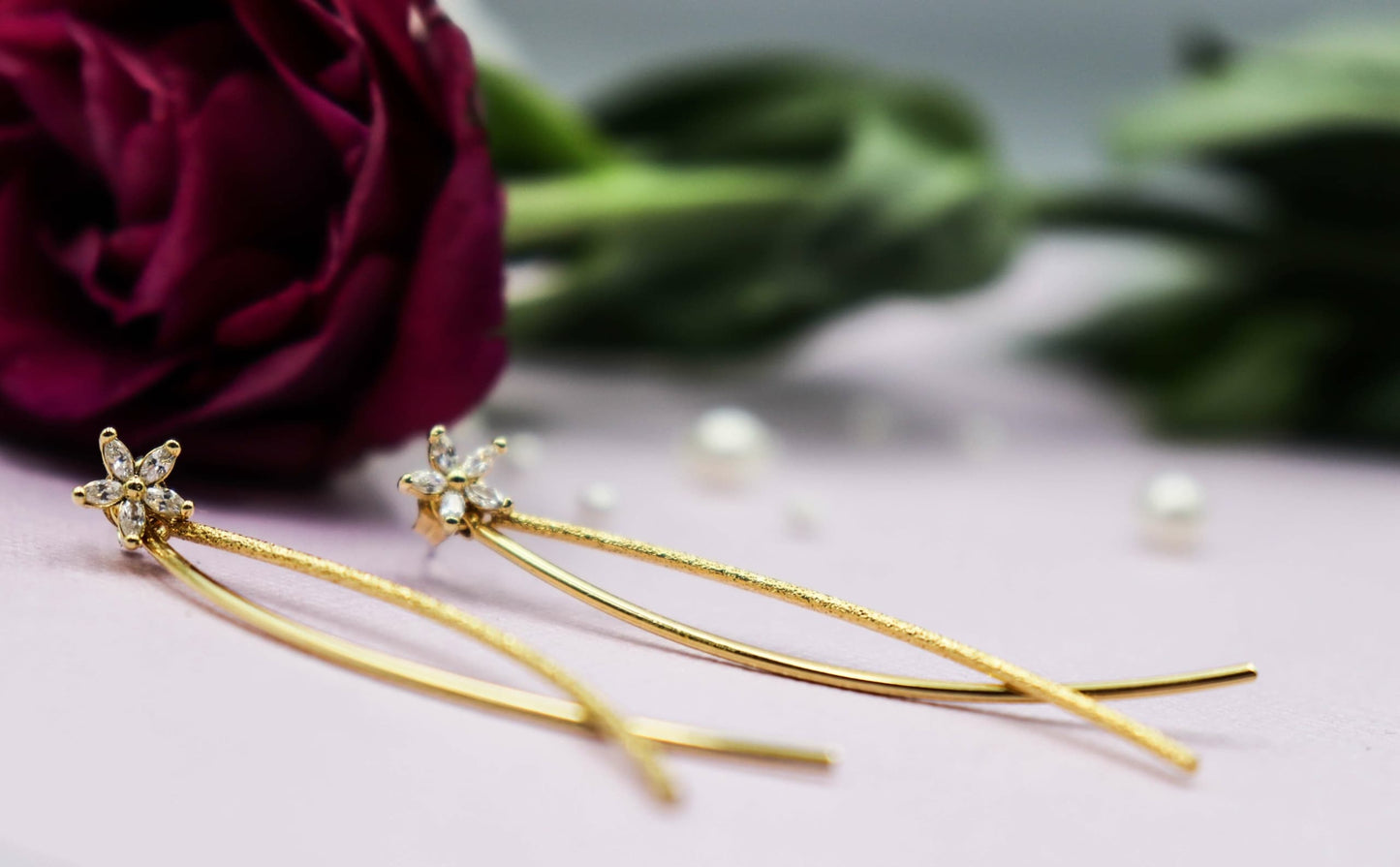 עגילי פרח זהב איב Princess K Jewelry