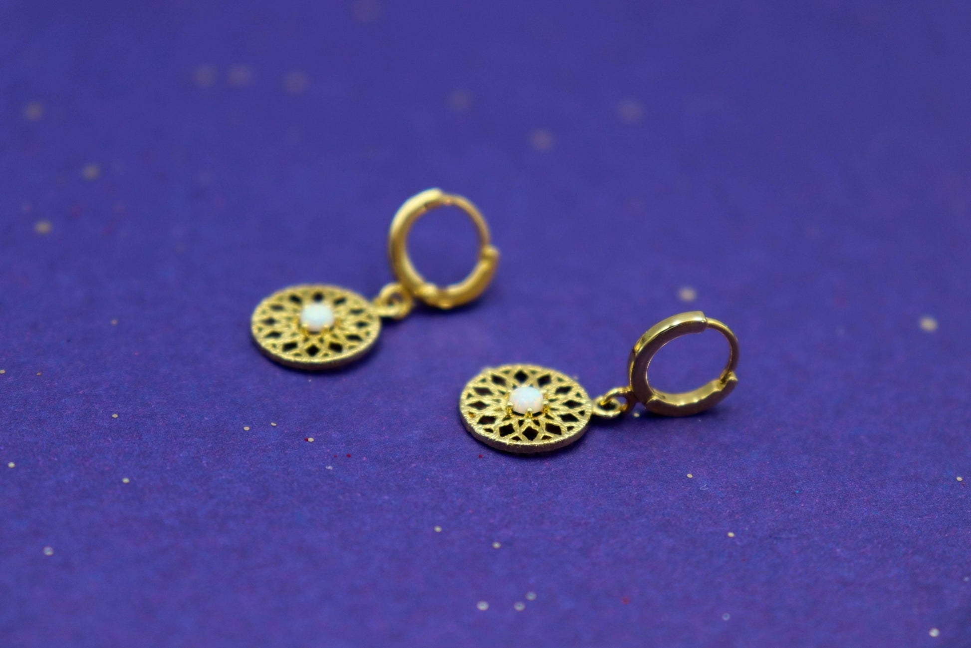 עגילי חישוק בשילוב תליון קלואי Princess K Jewelry
