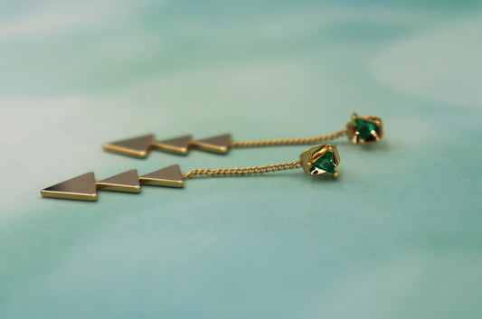 עגילי משולש גרין ארו Princess K Jewelry