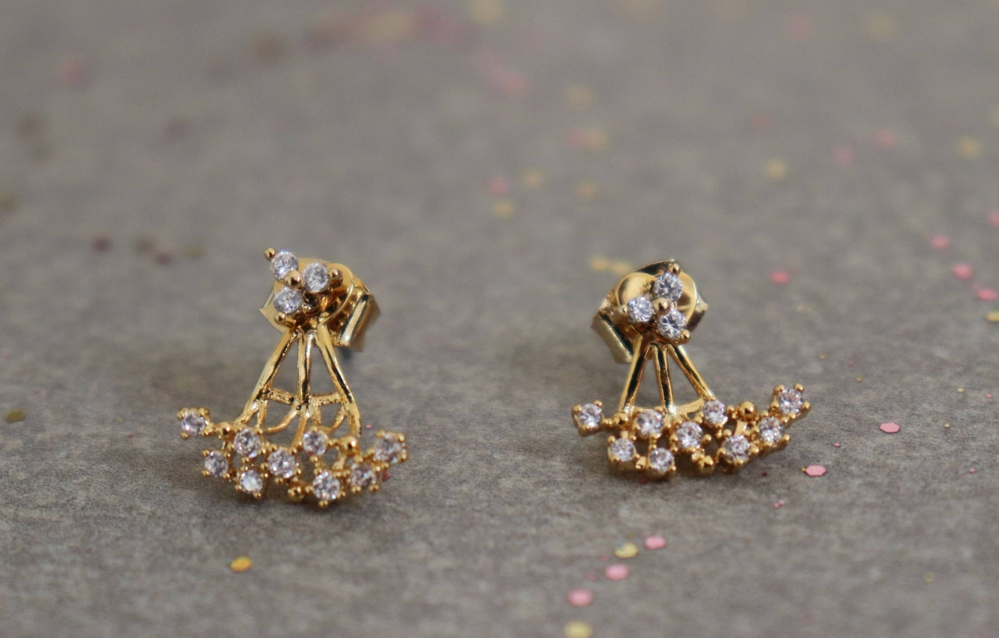 עגילי פרח זהב מרגרט Princess K Jewelry