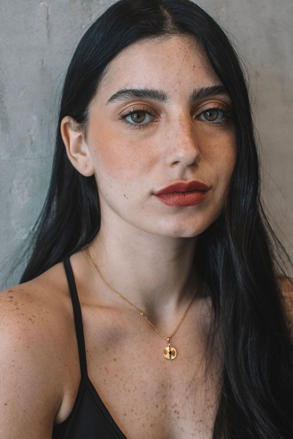 שרשרת תליון זהב עגול סופי Princess K Jewelry