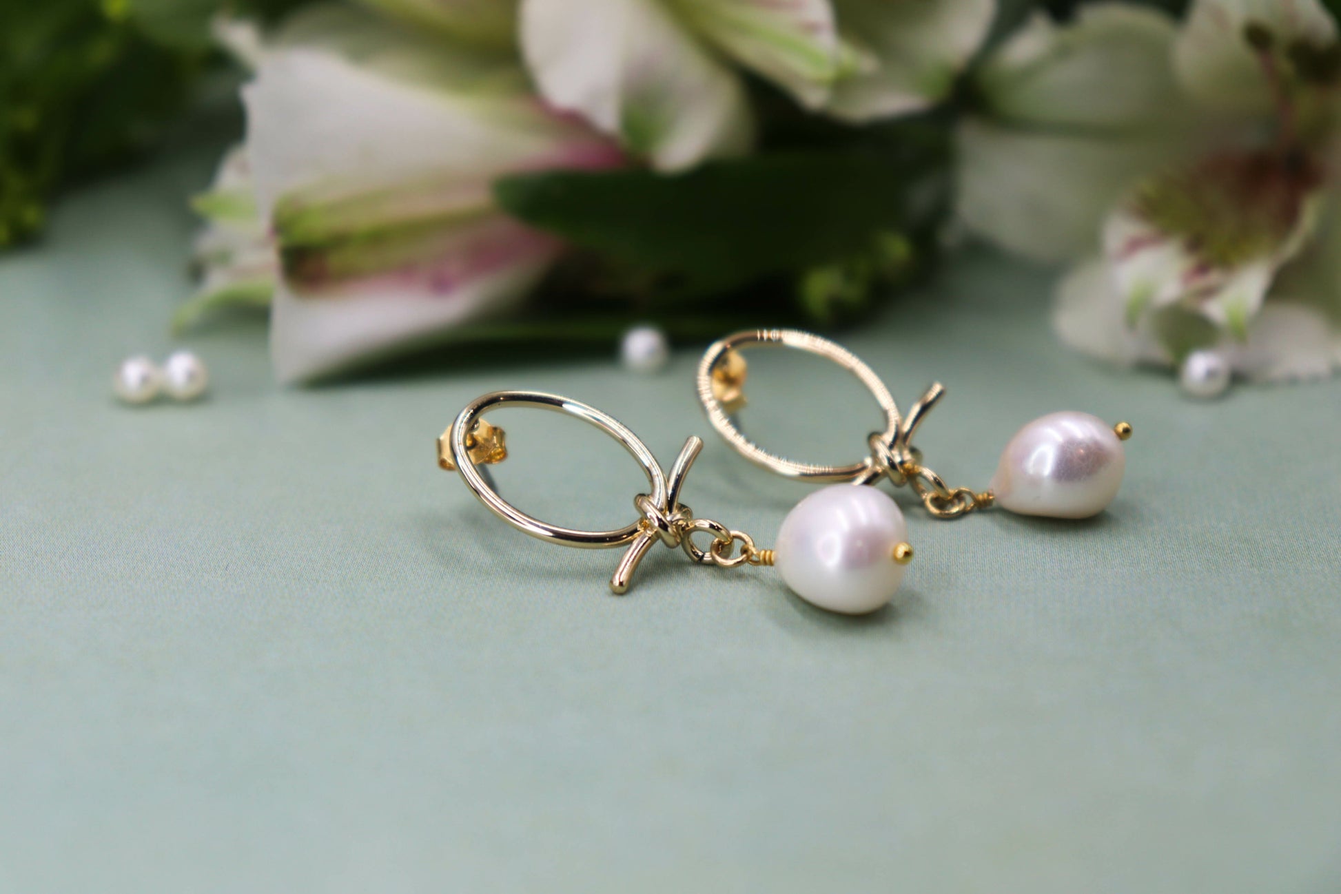 עגילי פנינה זהב אלכסנדרה Princess K Jewelry