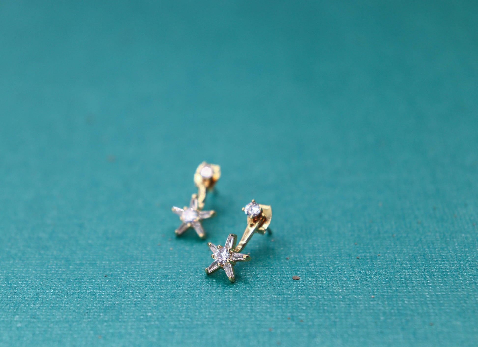 עגילי כוכב זהב טיים טו שיין Princess K Jewelry