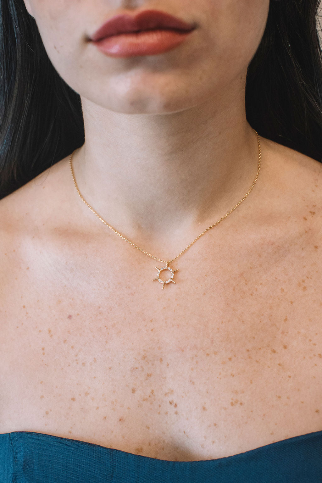שרשרת בשילוב תליון קרינה Princess K Jewelry