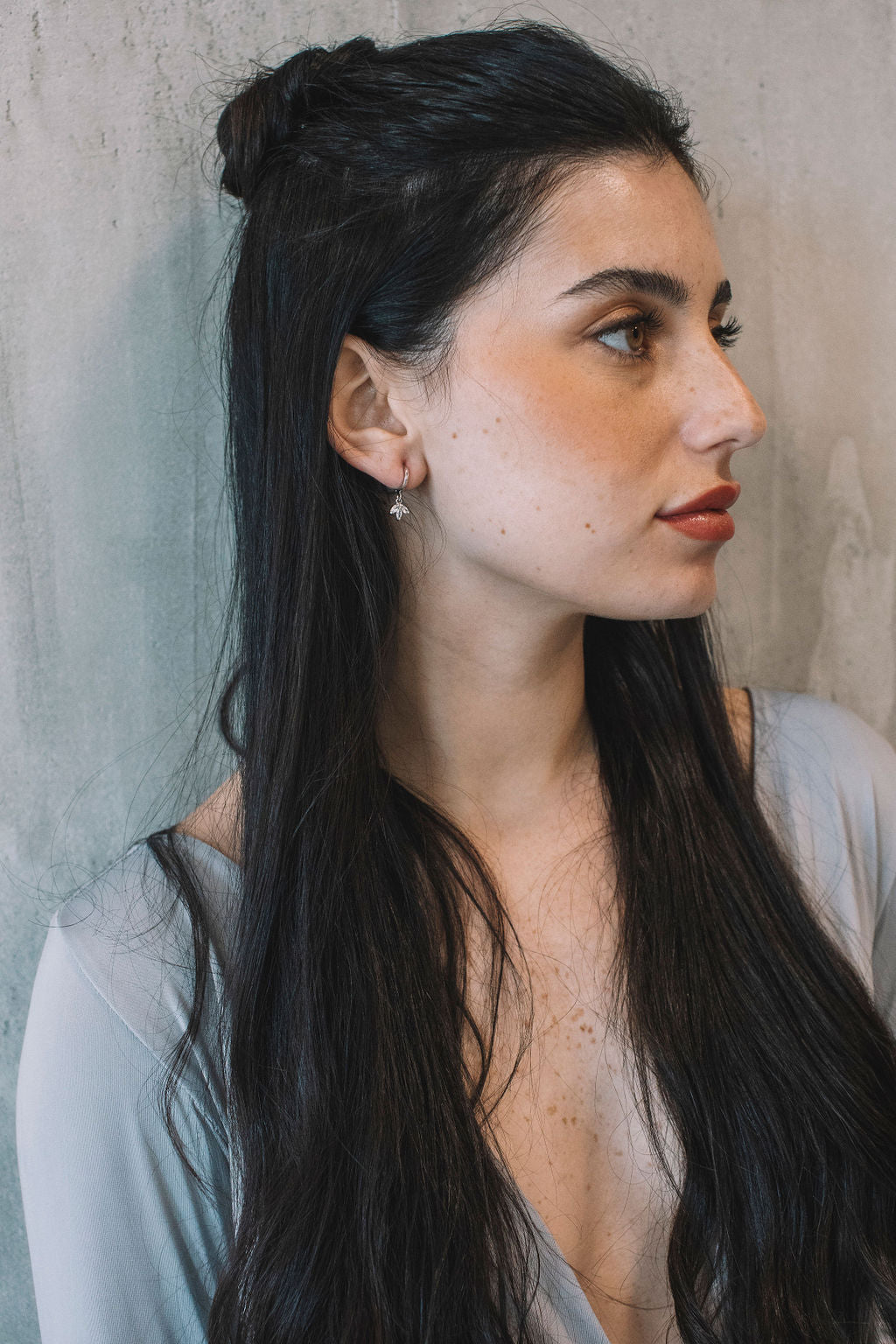 עגילי חישוק כסף לילי Princess K Jewelry