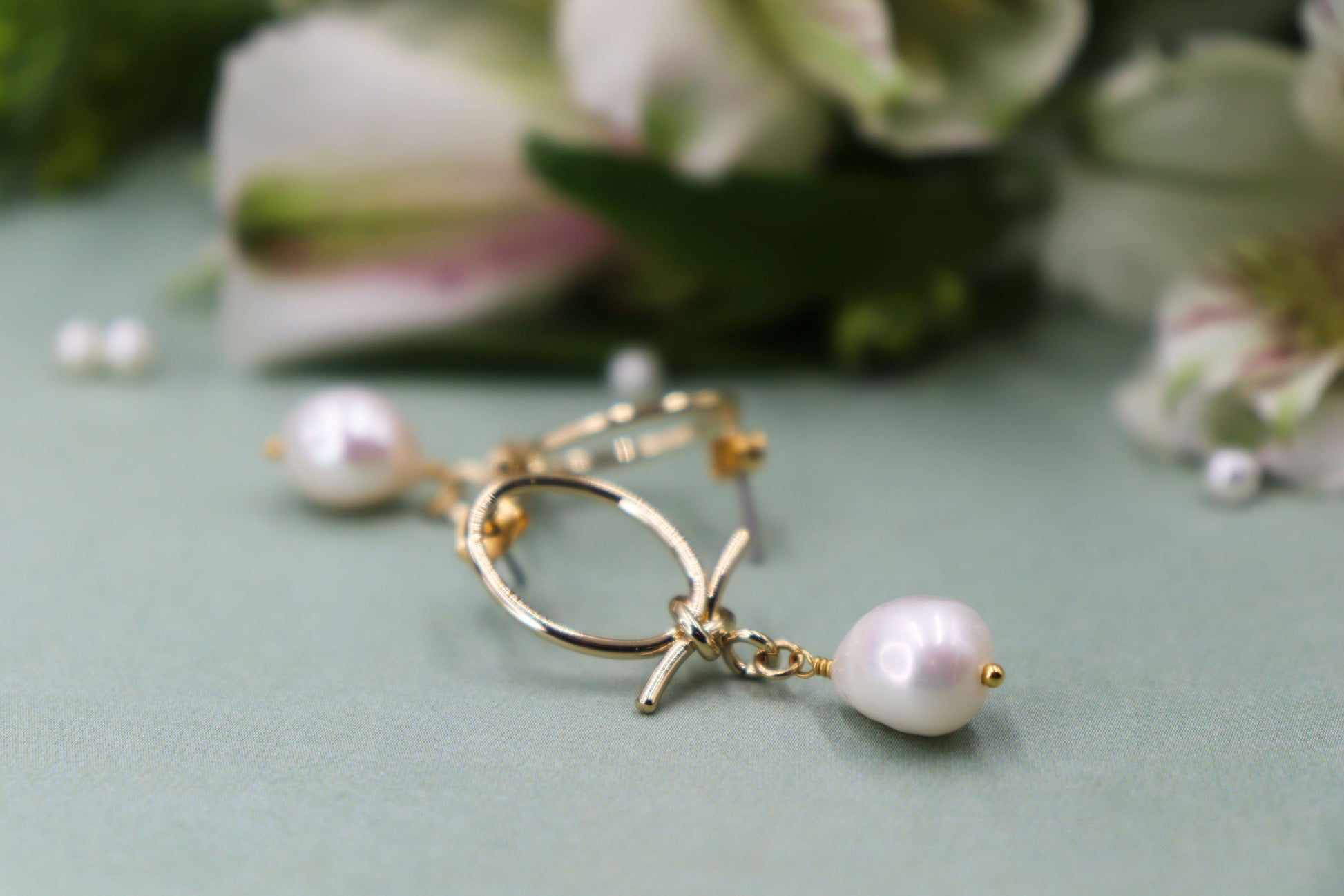 עגילי פנינה זהב אלכסנדרה Princess K Jewelry