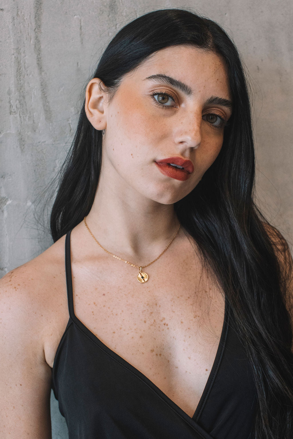 שרשרת תליון זהב עגול סופי Princess K Jewelry