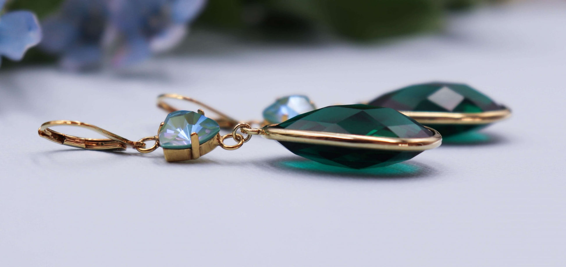 עגילי טיפה ירוקים גלוריה Princess K Jewelry