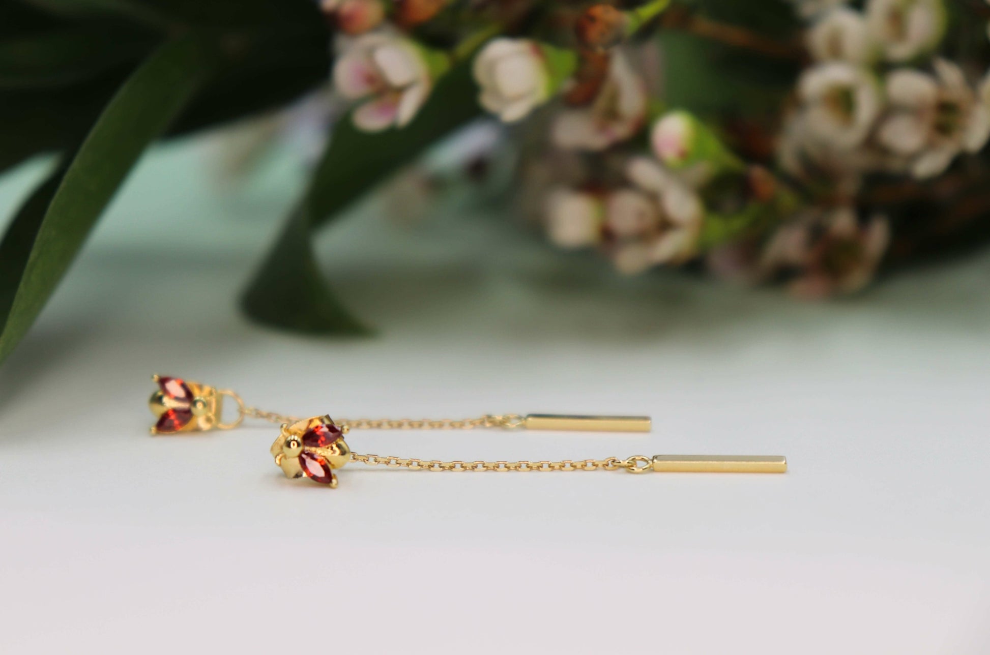 עגילי זהב דו צדדיים ליידיבאג Princess K Jewelry