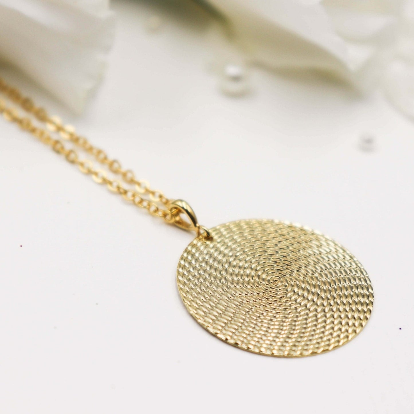 שרשרת מטבע זהב פני Princess K Jewelry