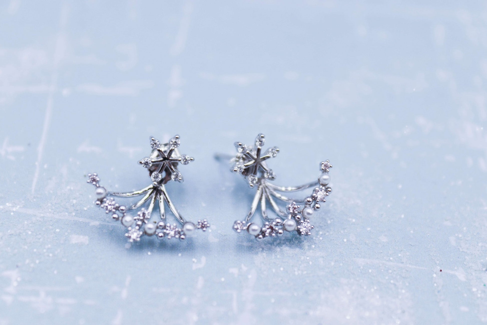 עגילי פתית שלג אנה Princess K Jewelry