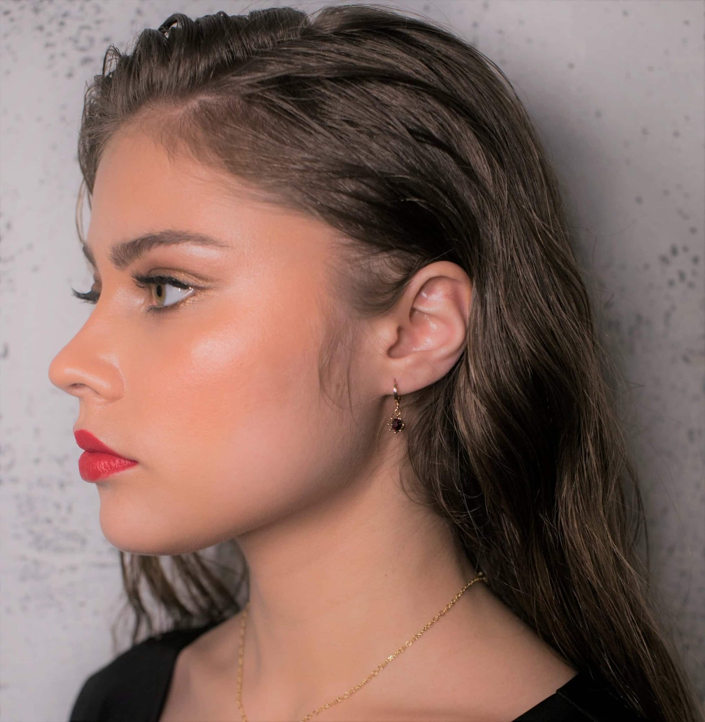 עגילי חישוק בשילוב תליון מיה Princess K Jewelry