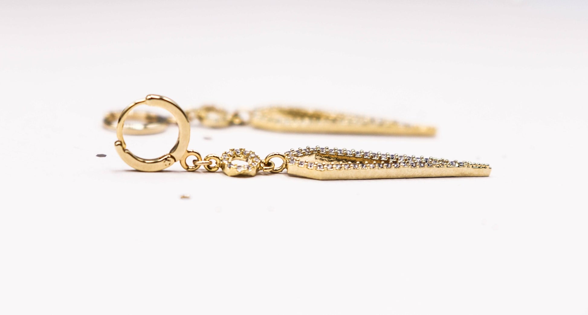 עגילי זהב פגי Princess K Jewelry