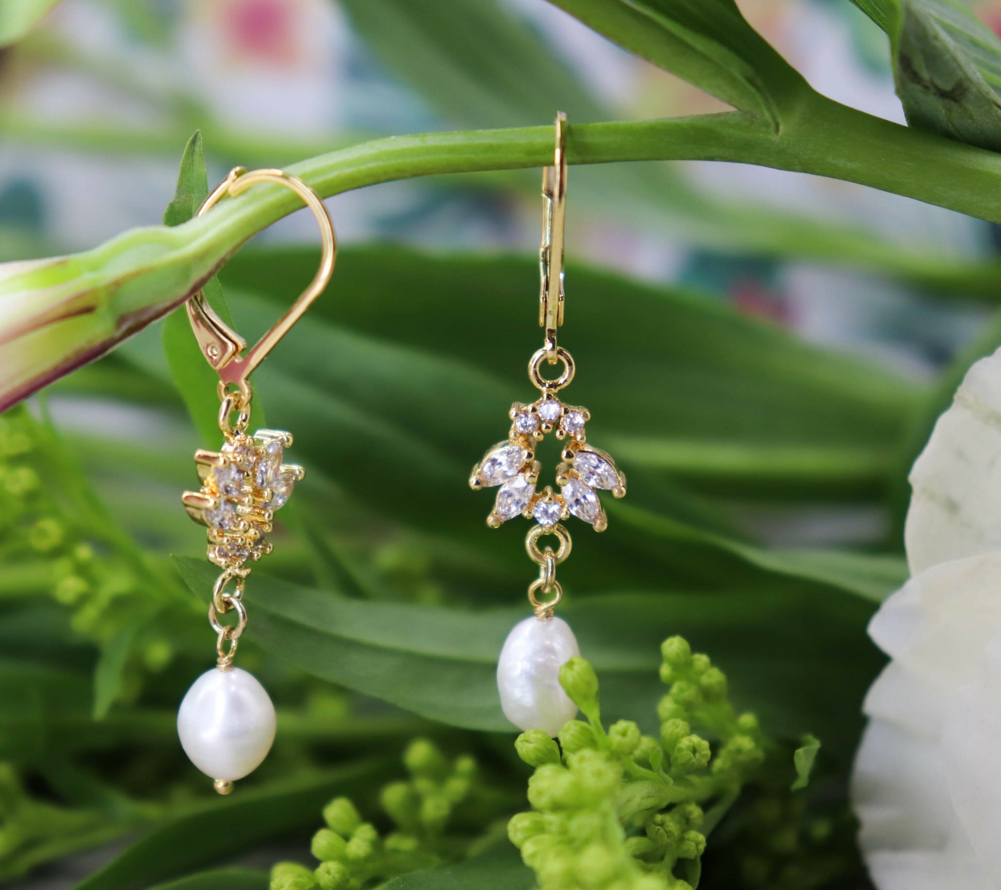 עגילי זהב ופנינה בקי Princess K Jewelry