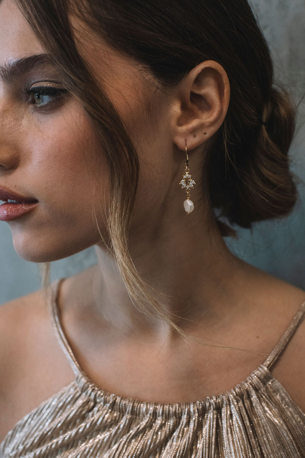 עגילי זהב ופנינה בקי Princess K Jewelry
