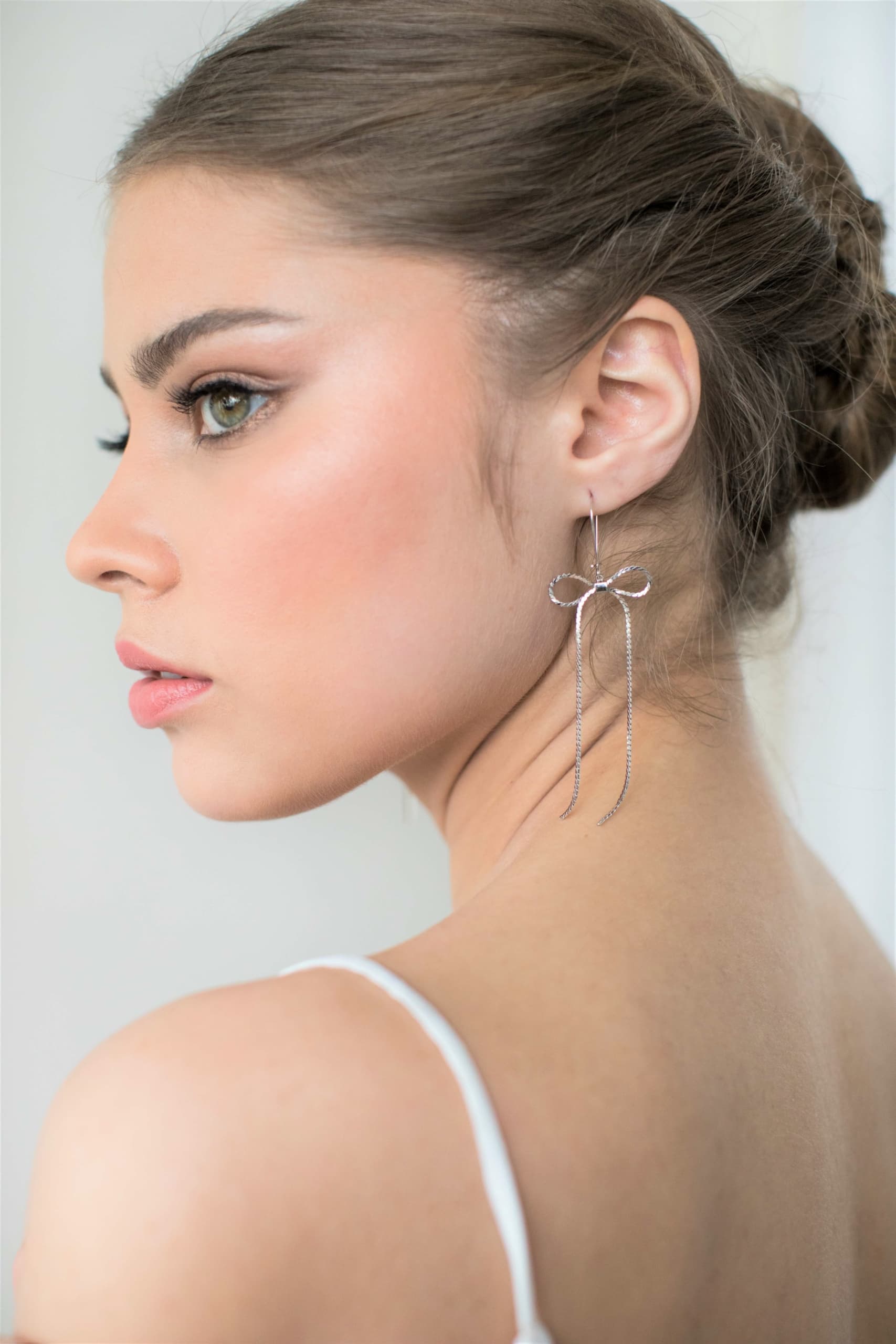 עגילי פפיון כסף סקרלט Princess K Jewelry
