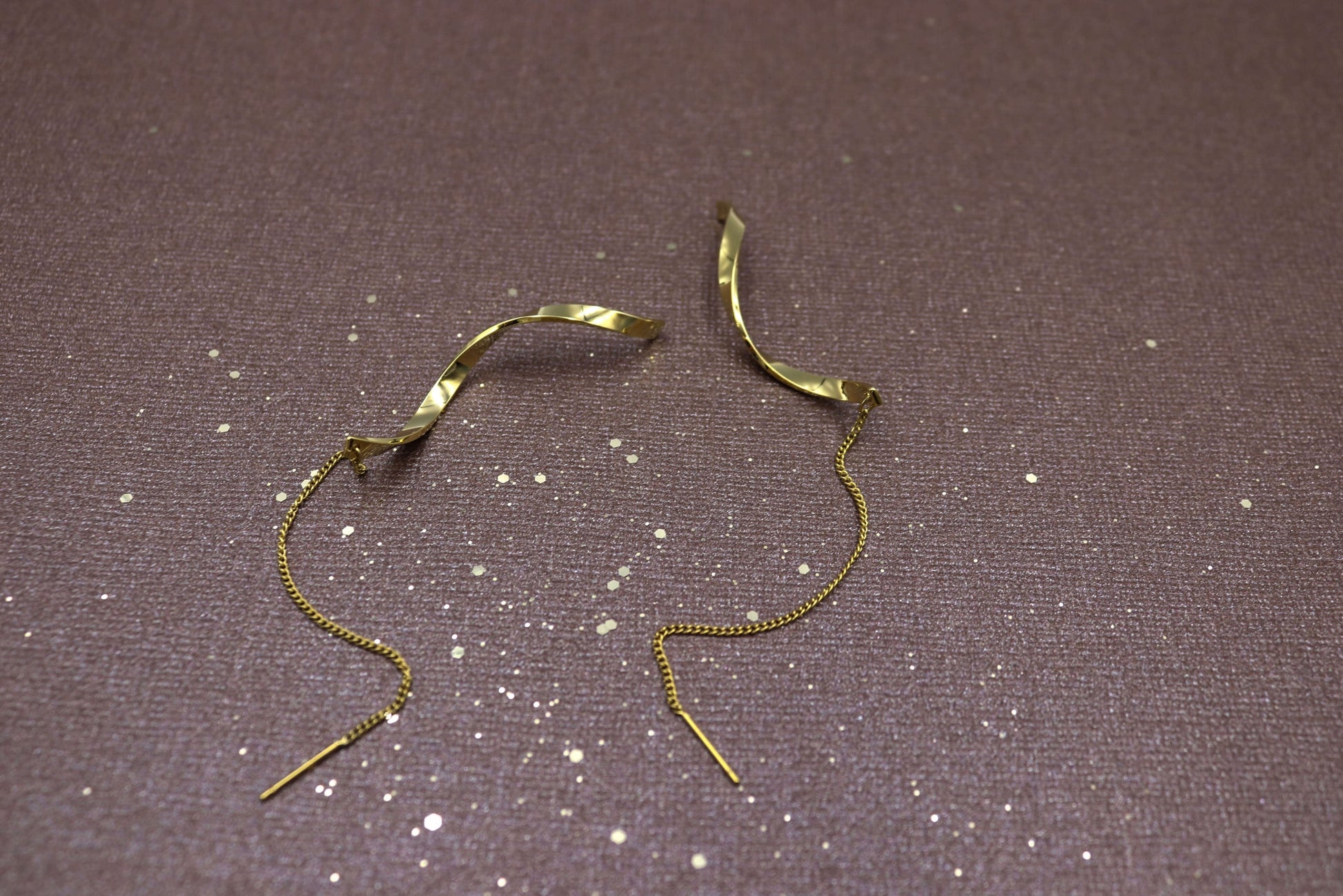 עגילי ספירלה זהב סווירל Princess K Jewelry