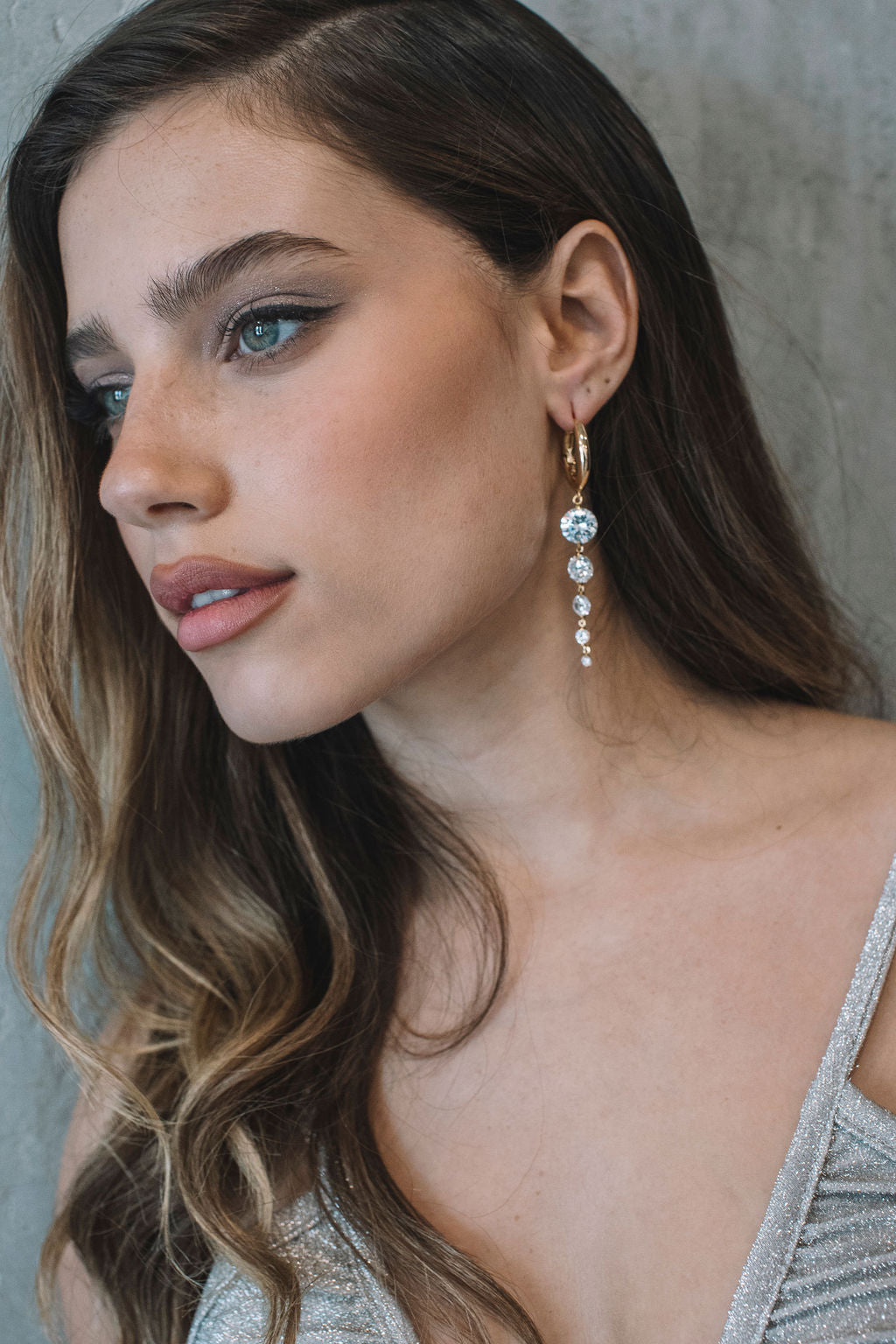 עגילי חישוק בשילוב זירקונים פול גלאם Princess K Jewelry