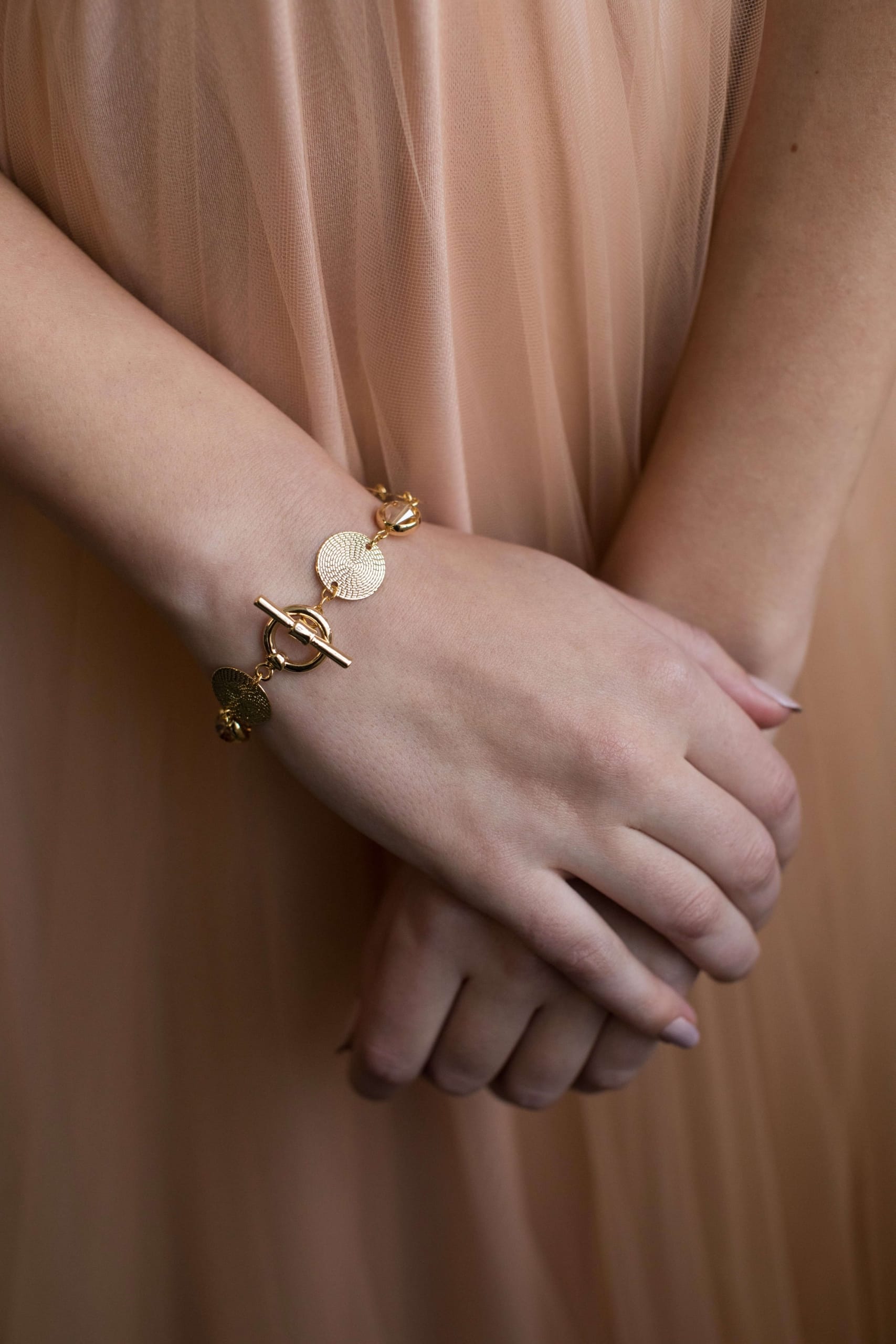 צמיד מטבעות זהב פני Princess K Jewelry