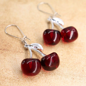 עגילים תלויים